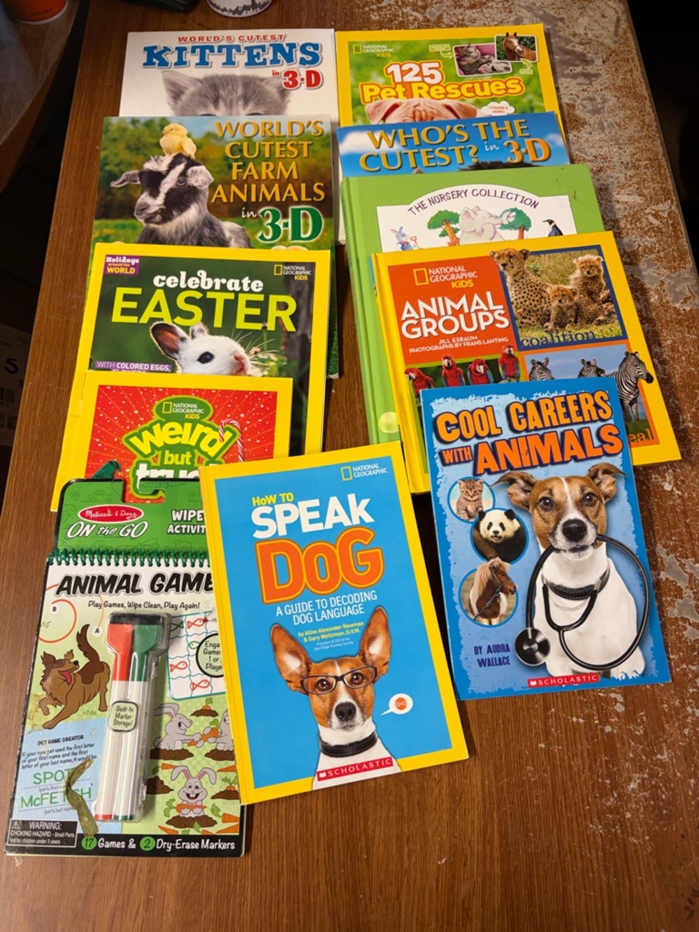 National Geographic and 3d animal books. 11 books